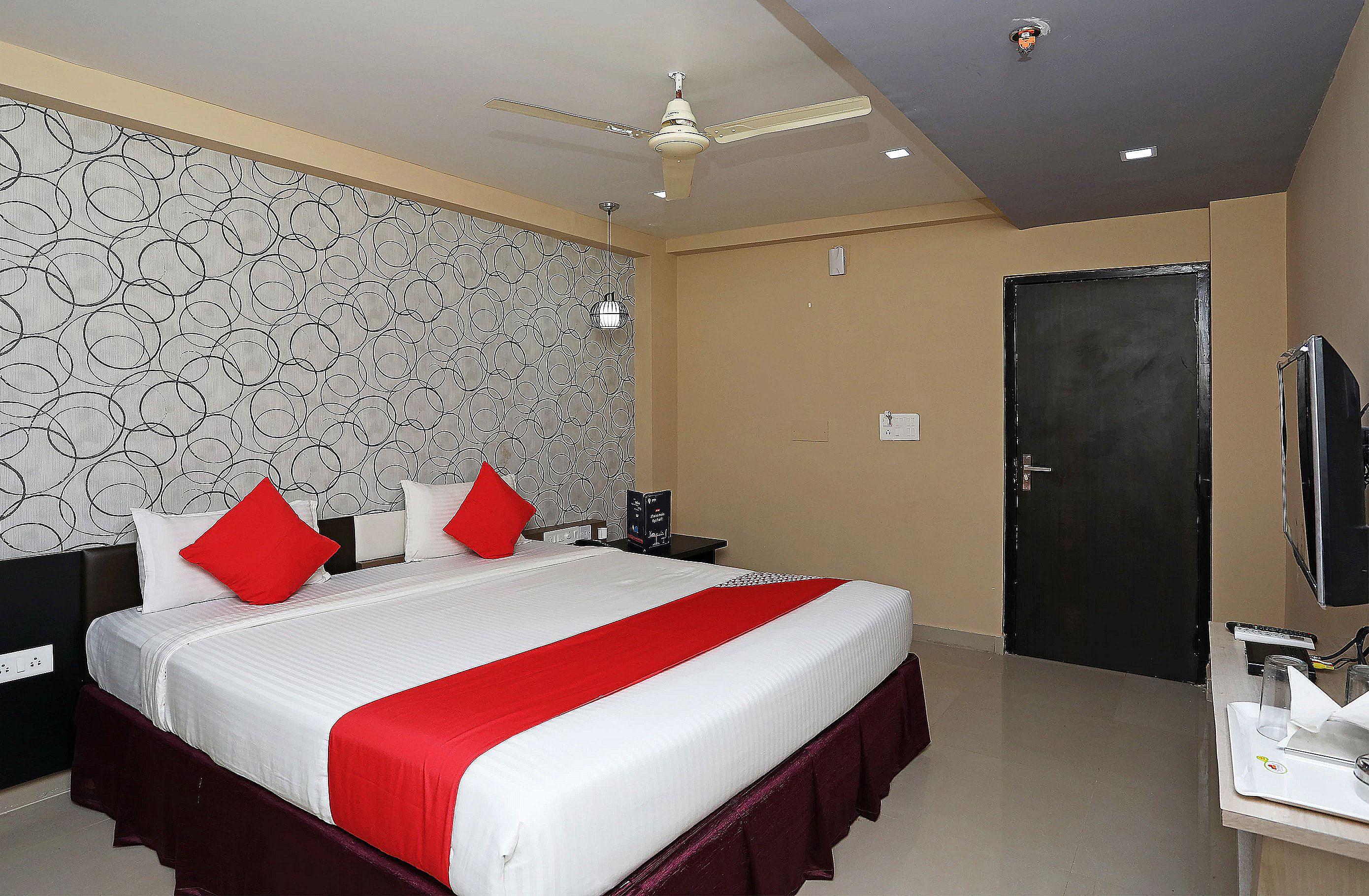 Super Capital O Sai Jagannath Hotel Khandagiri Exterior photo