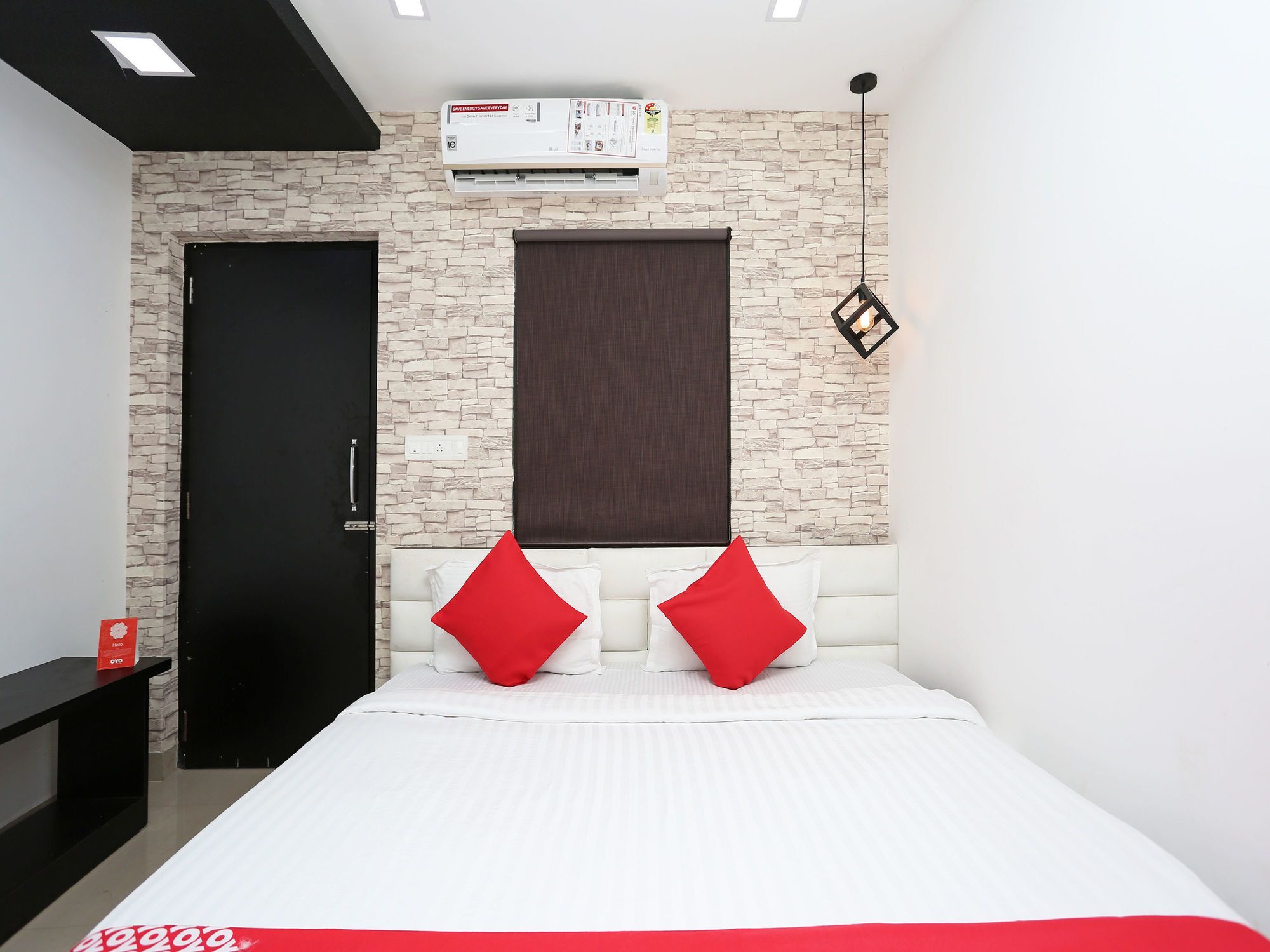 Super Capital O Sai Jagannath Hotel Khandagiri Exterior photo